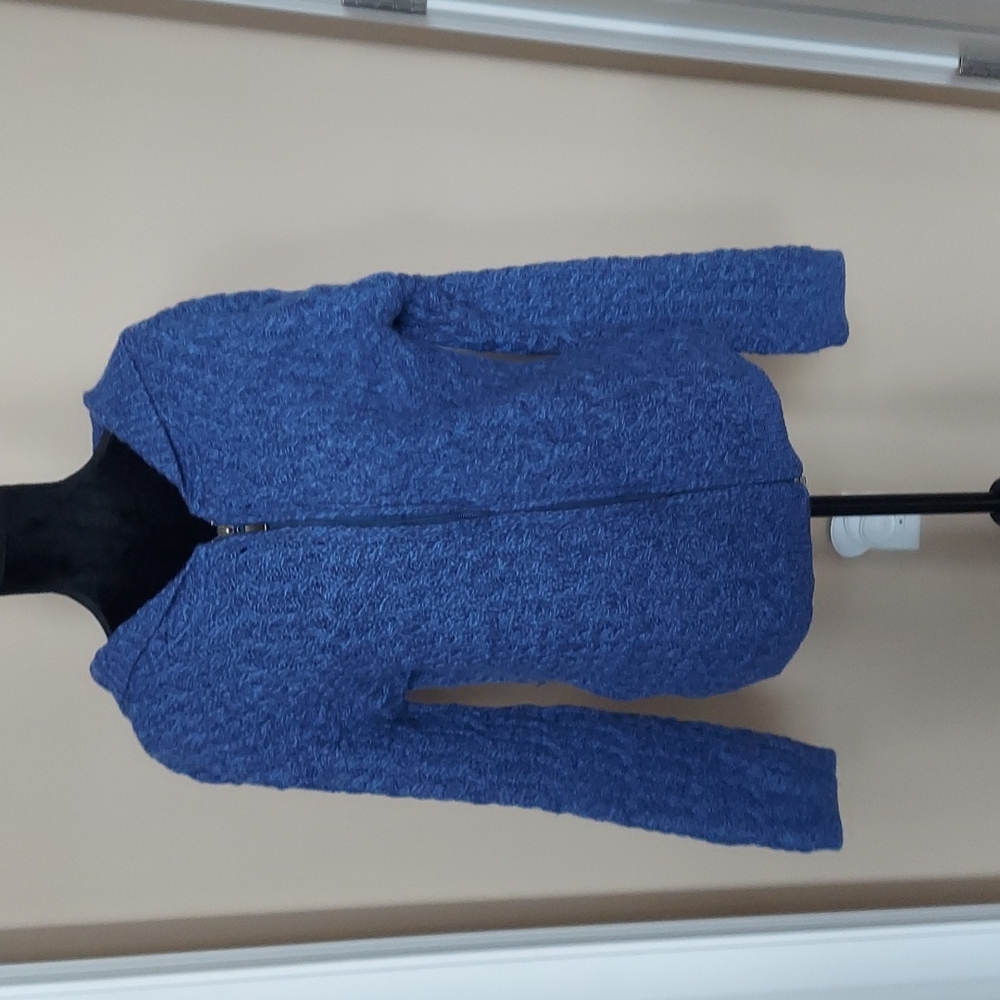 Aran Sweater Market 100% merino wool zip up hooded size large Sweater